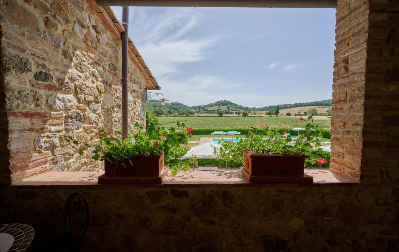 Agriturismo La Peschiera Casole dʼElsa Dış mekan fotoğraf