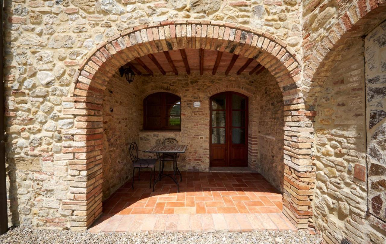 Agriturismo La Peschiera Casole dʼElsa Dış mekan fotoğraf