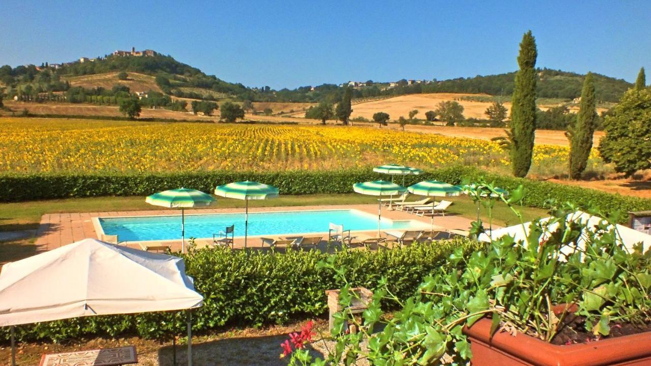 Agriturismo La Peschiera Casole dʼElsa Dış mekan fotoğraf
