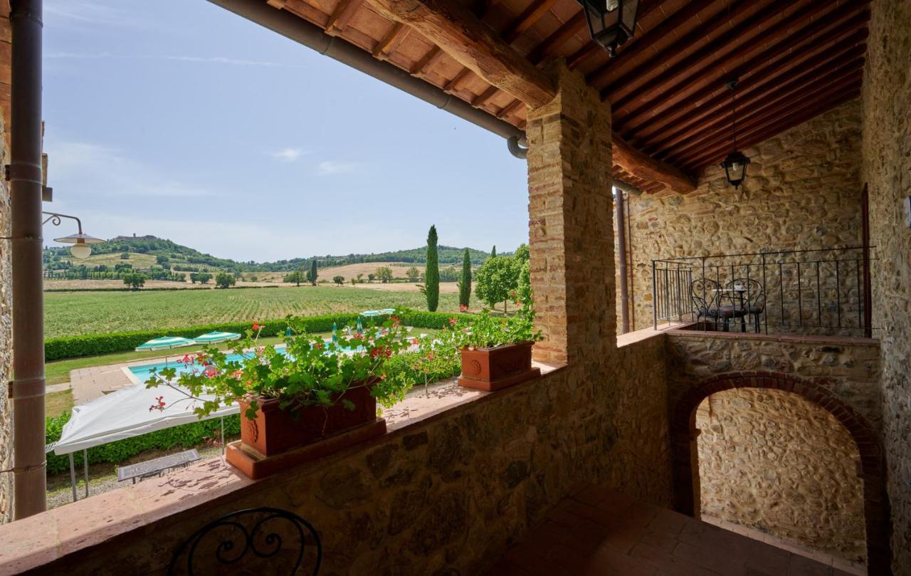 Agriturismo La Peschiera Casole dʼElsa Dış mekan fotoğraf