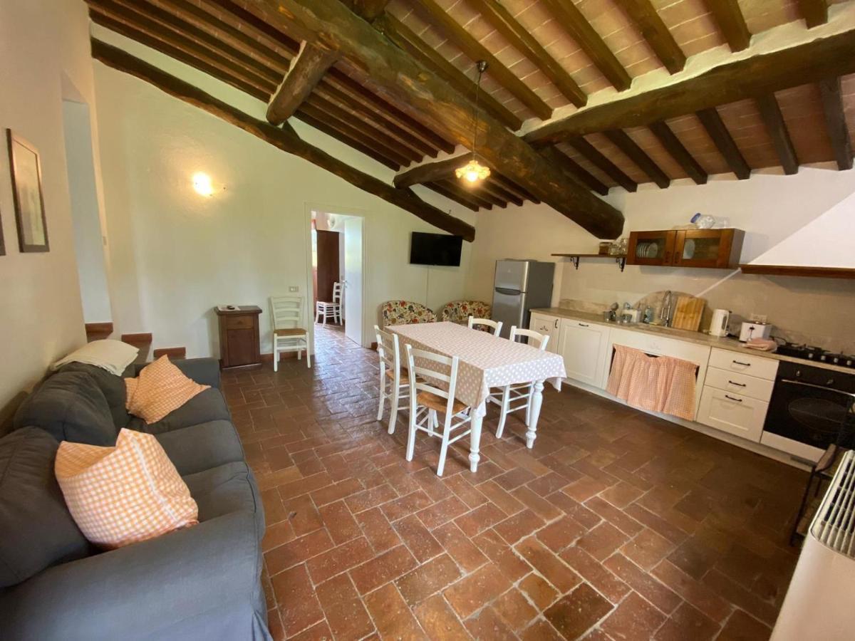 Agriturismo La Peschiera Casole dʼElsa Dış mekan fotoğraf