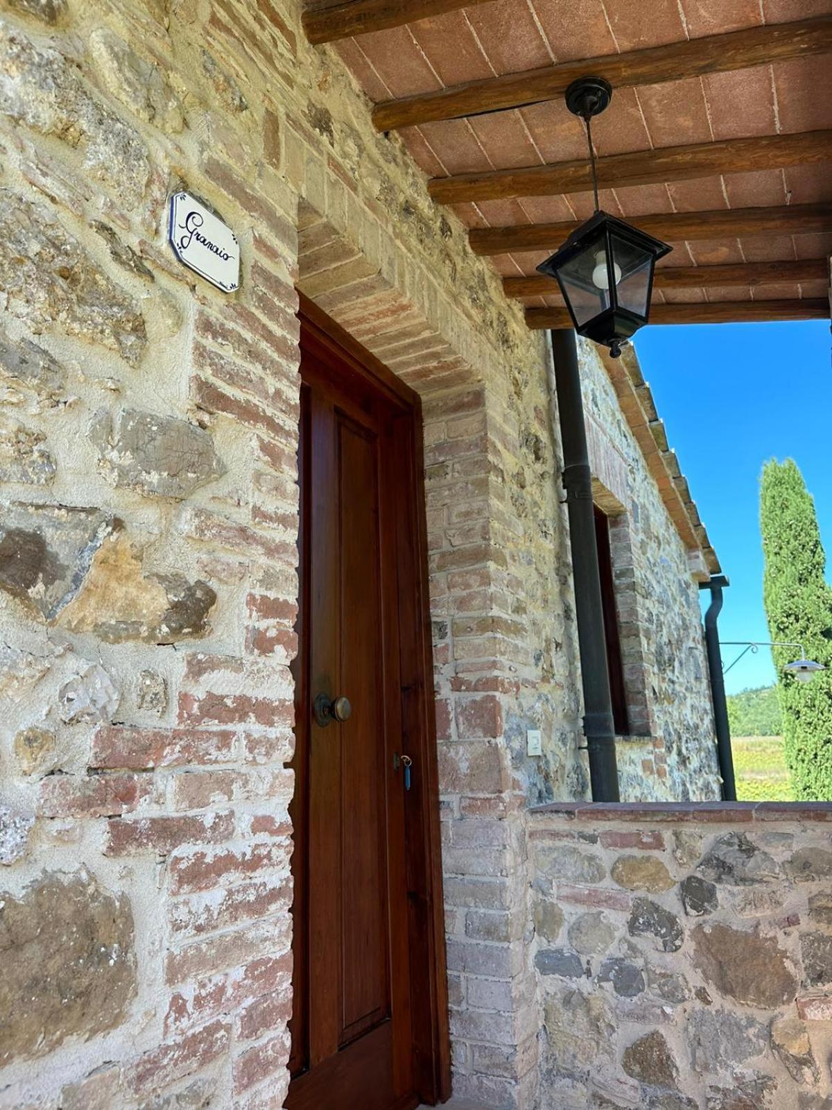 Agriturismo La Peschiera Casole dʼElsa Dış mekan fotoğraf