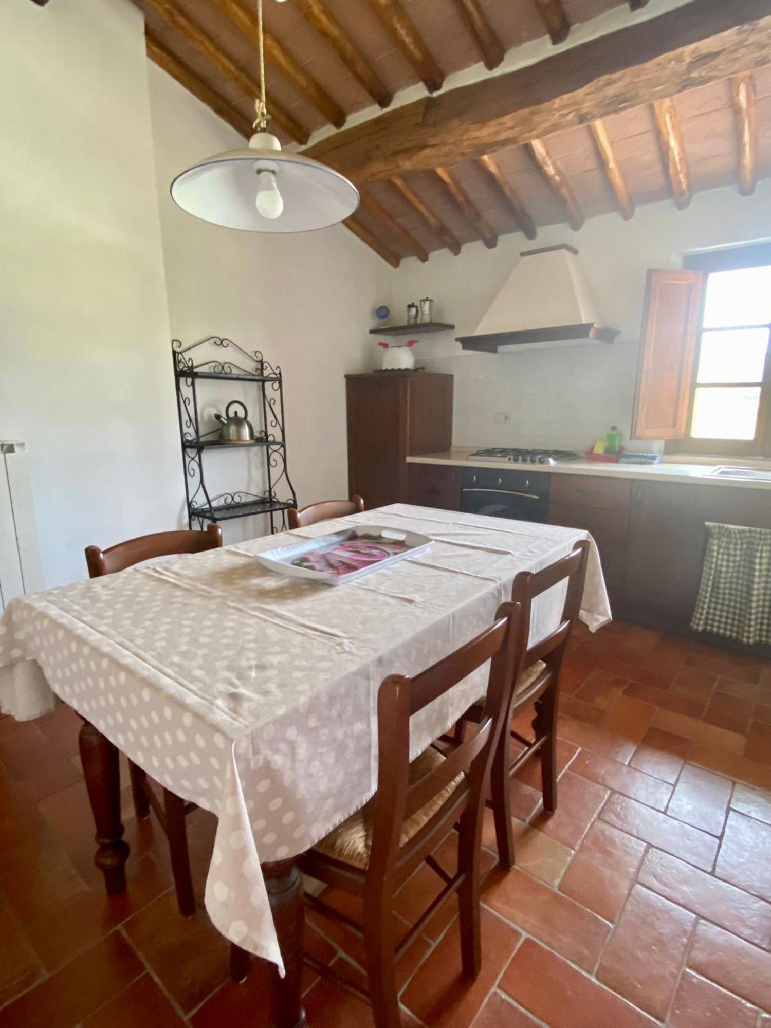Agriturismo La Peschiera Casole dʼElsa Dış mekan fotoğraf