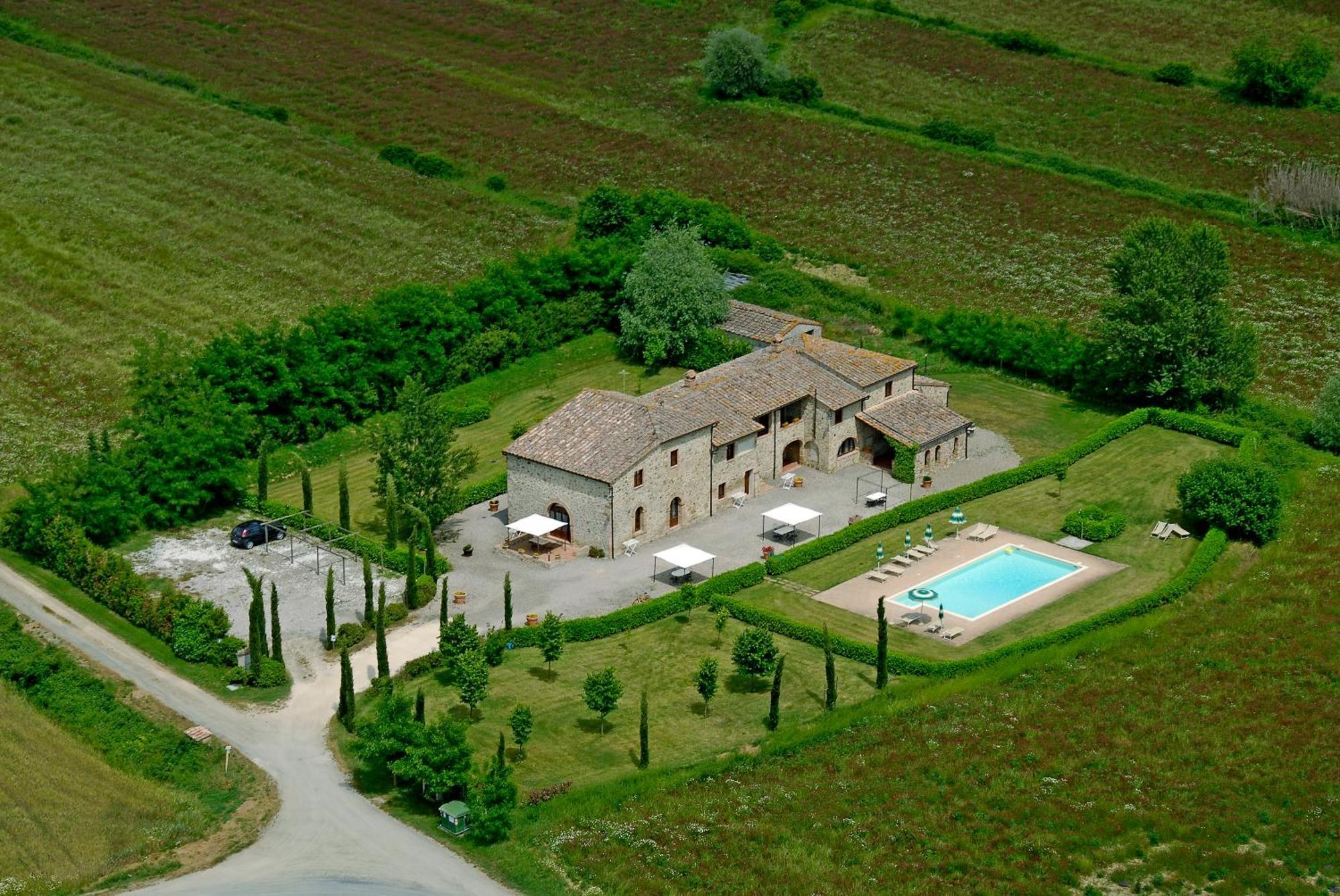 Agriturismo La Peschiera Casole dʼElsa Dış mekan fotoğraf