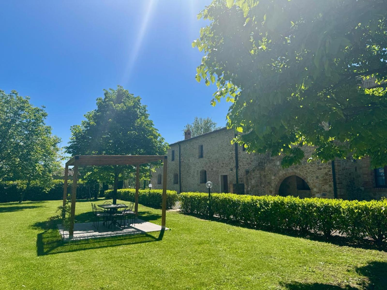 Agriturismo La Peschiera Casole dʼElsa Dış mekan fotoğraf
