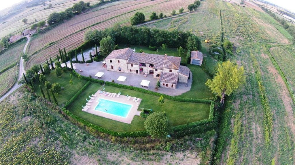 Agriturismo La Peschiera Casole dʼElsa Dış mekan fotoğraf