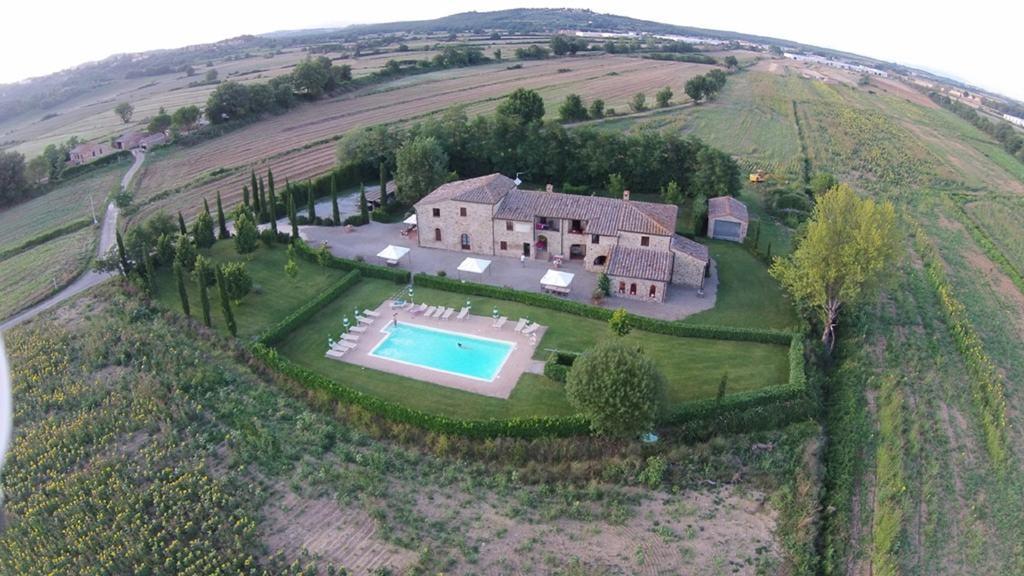 Agriturismo La Peschiera Casole dʼElsa Dış mekan fotoğraf