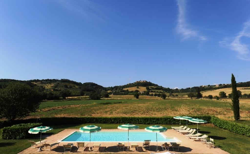 Agriturismo La Peschiera Casole dʼElsa Dış mekan fotoğraf