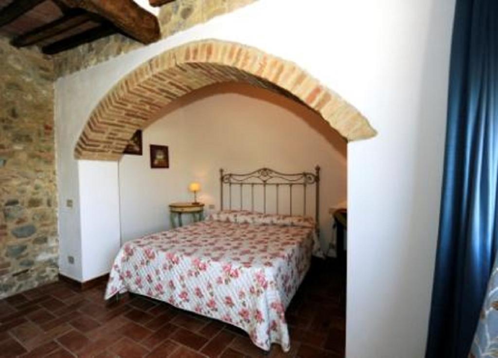 Agriturismo La Peschiera Casole dʼElsa Dış mekan fotoğraf