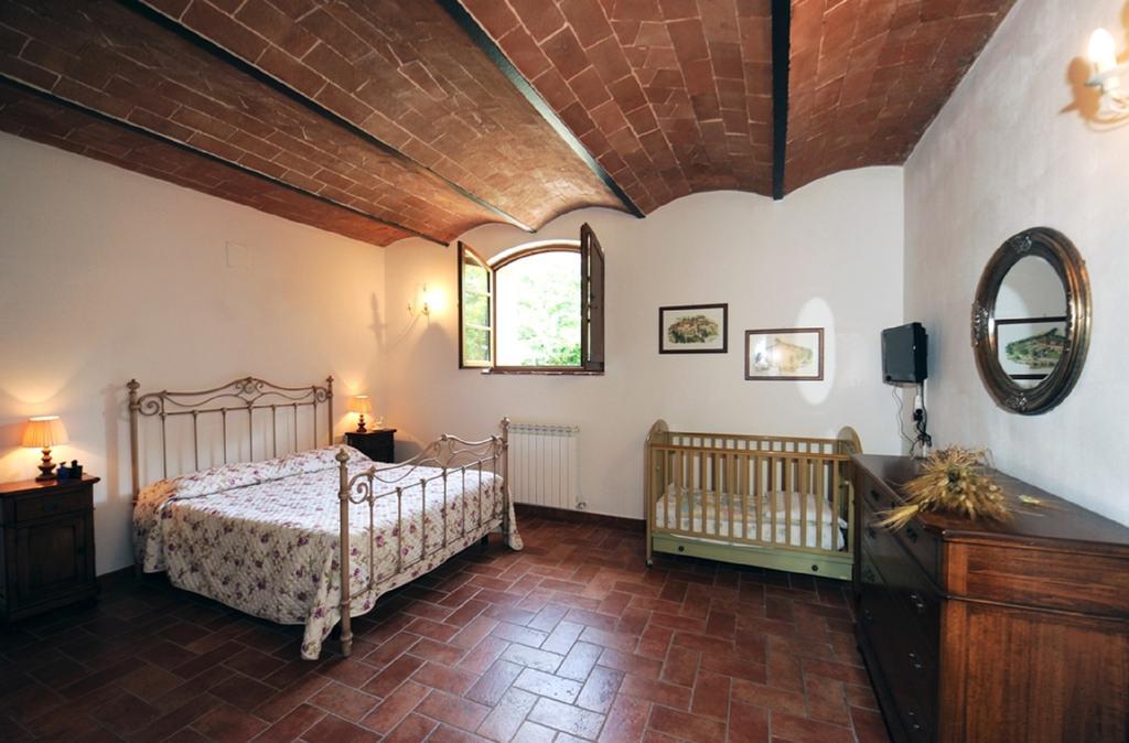 Agriturismo La Peschiera Casole dʼElsa Dış mekan fotoğraf