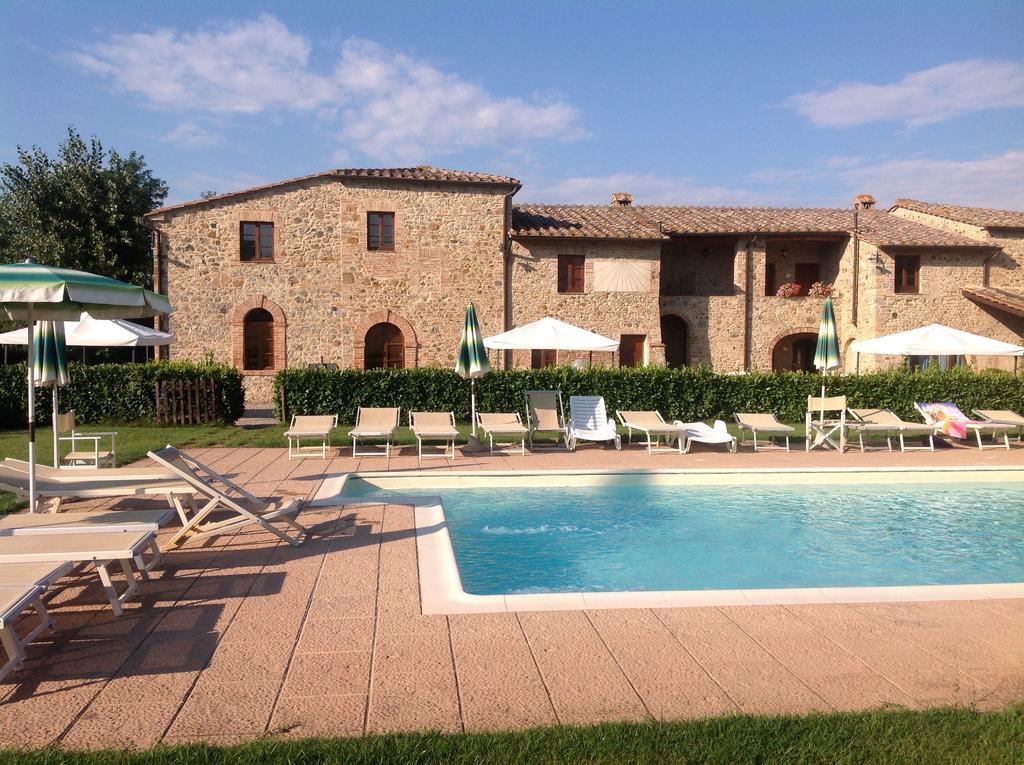 Agriturismo La Peschiera Casole dʼElsa Dış mekan fotoğraf