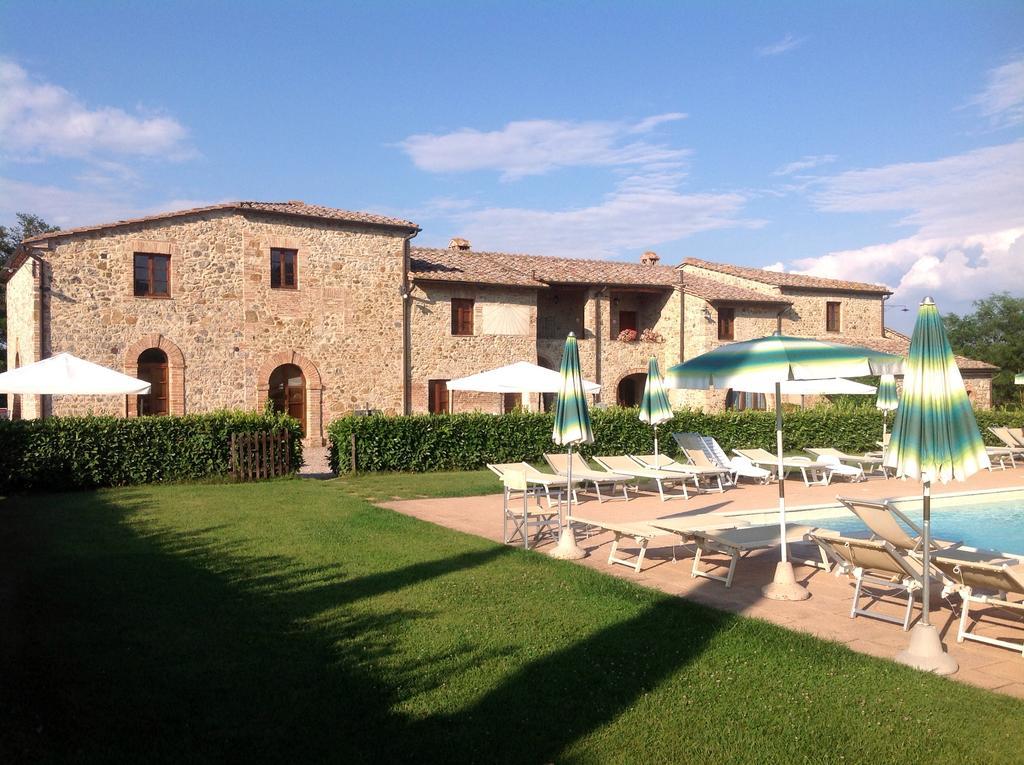 Agriturismo La Peschiera Casole dʼElsa Dış mekan fotoğraf